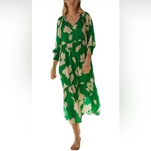 NWT Velvet by Graham and Spencer dress size M